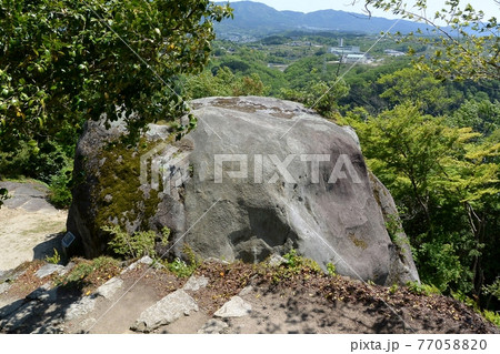 苗木城跡の馬洗岩 苗木城跡の馬洗岩 77058820