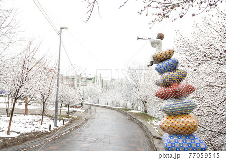 Kyiv, Ukraine - March, 22, 2020: Peizazhna alley without people. Quarantine during COVID-19. Kyiv, Ukraine - March, 22, 2020: Peizazhna alley without people. Quarantine during COVID-19. 77059545