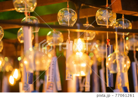 大阪府三島郡島本町の神社・水無瀬神宮の風鈴祭り「招福の風」のライトアップ 77061261