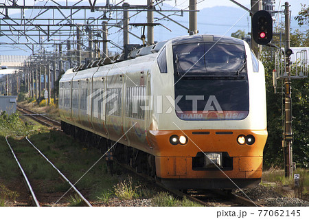 羽越本線特急いなほ号:E653系電車(新潟⇔酒田-秋田) 羽越本線特急いなほ号:E653系電車(新潟⇔酒田-秋田) 77062145