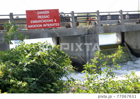 Dam Reservoir Water Dam Reservoir Water 77067631