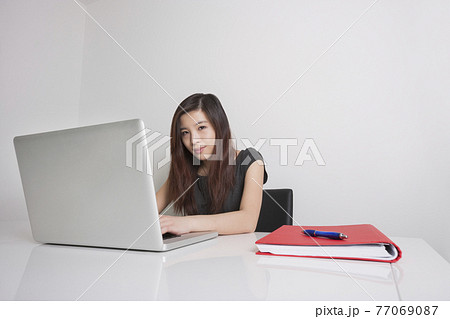 Pretty asian girl in the UK Pretty asian girl in the UK 77069087