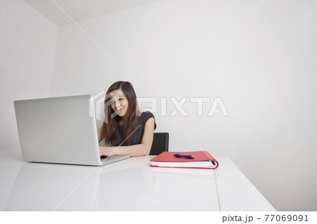 Pretty asian girl in the UK 77069091