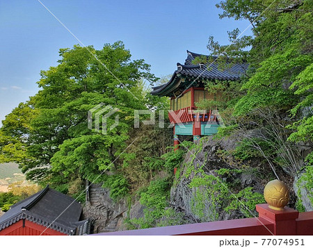 崖 度量 アジア 77074951