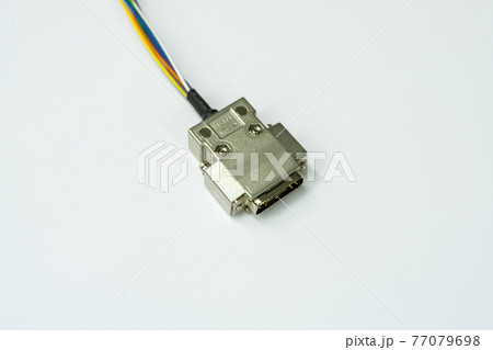 【電線加工】コネクタを取り付けた電線【工業】 【電線加工】コネクタを取り付けた電線【工業】 77079698