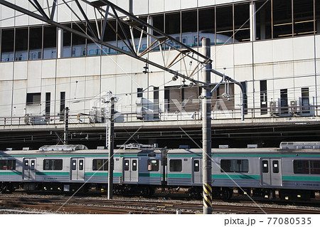 大宮総合車両センターにて検査中の車両 大宮総合車両センターにて検査中の車両 77080535