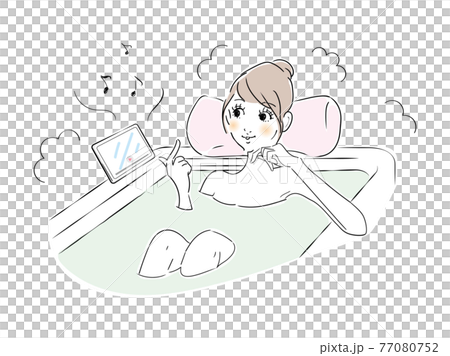 可愛い女性　バスタイム　音楽を聴く 77080752