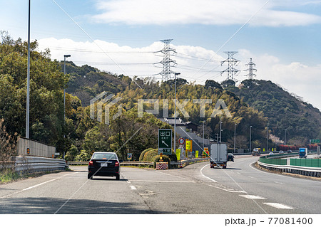 山口県下関市　もうすぐ下関インターチェンジの出口 77081400