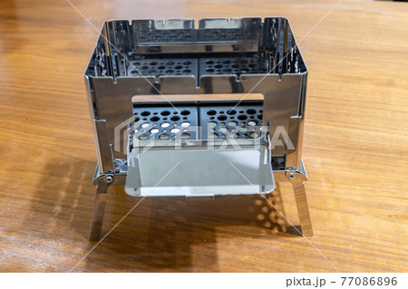 ソロキャンプ用焚き火台グリル ソロキャンプ用焚き火台グリル 77086896