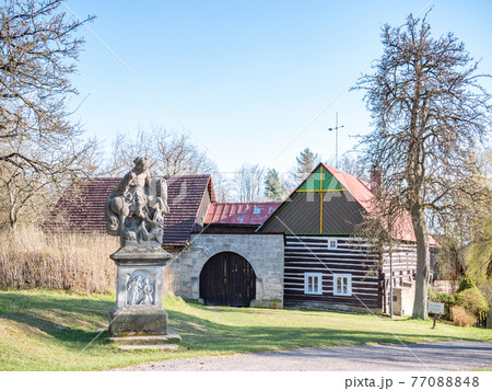 Kopicuv statek, Kacanovy. Monument of Czech folk architecture 77088848