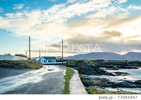 The coastline at Rossbeg in County Donegal during winter - Ireland 77093947
