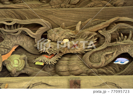 埼玉県本庄市　沼和田法輪寺観音堂の龍 77095723