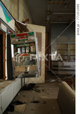 廃墟 廃パチンコ屋 パチンコ屋 廃遊技場 遊技場 長野県 長野市 新天地 パチンコ新天地 廃墟 廃パチンコ屋 パチンコ屋 廃遊技場 遊技場 長野県 長野市 新天地 パチンコ新天地 77101086