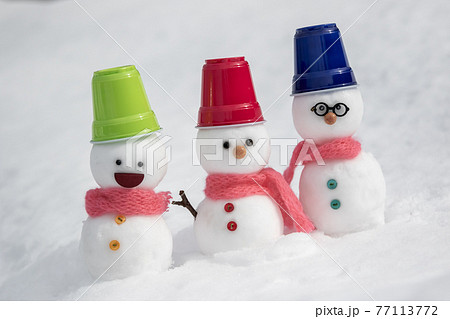 雪だるま 3人 雪だるま 3人 77113772