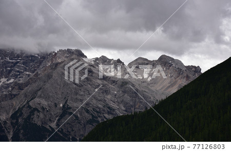 Gray rocks Gray rocks 77126803