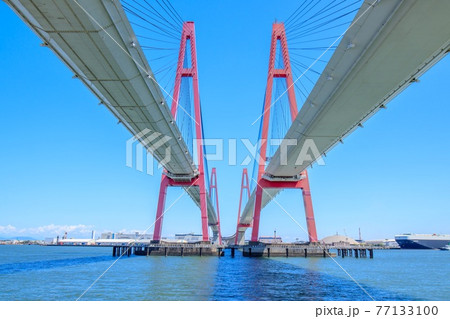名古屋市 青空と名港トリトン(名港西大橋) 名古屋市 青空と名港トリトン(名港西大橋) 77133100