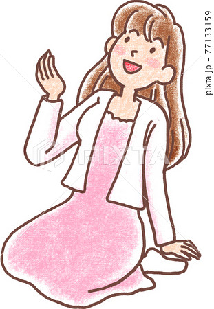 片手をあげて上を見上げながら座る女性_クレヨン画風 77133159