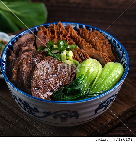 ヌードル 拉麺 麺 77136102