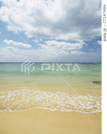 砂浜_渡具知ビーチ_泊城公園（沖縄県読谷村渡具知） 77147484