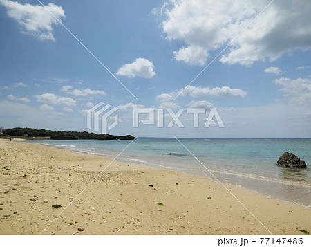 砂浜_渡具知ビーチ_泊城公園(沖縄県読谷村渡具知) 砂浜_渡具知ビーチ_泊城公園(沖縄県読谷村渡具知) 77147486