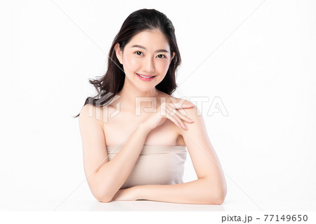 Beautiful young asian woman with clean fresh skin on white background, Face care, Facial treatment, 77149650