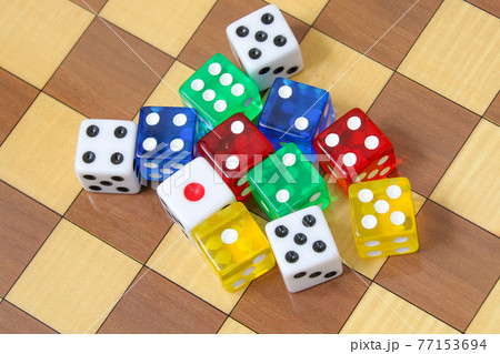 サイコロ, 四角, 四角形, ゲーム,ダイス、娯楽, 数字, 賭博, ギャンブル, カジノ 77153694