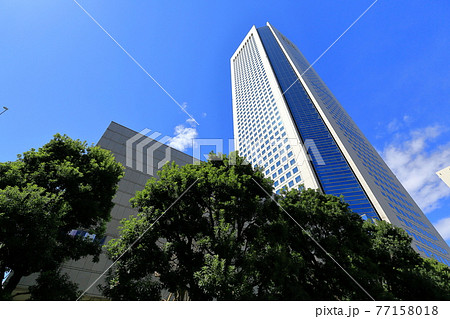 東京 西新宿の都市風景 東京オペラシティ 東京 西新宿の都市風景 東京オペラシティ 77158018