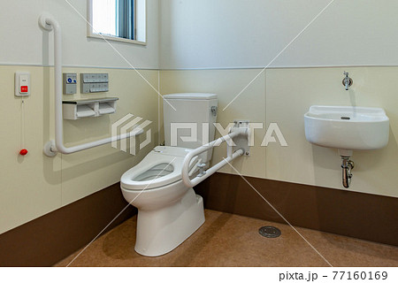 介護施設内の多機能トイレ 介護施設内の多機能トイレ 77160169