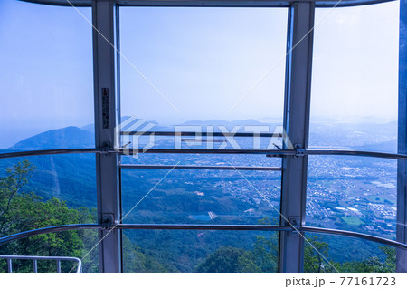 ゴンドラの窓からの眺め(山口県防府市) ゴンドラの窓からの眺め(山口県防府市) 77161723