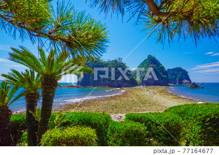 【静岡県】 西伊豆 トンボロ現象 堂ヶ島 三四郎島 【静岡県】 西伊豆 トンボロ現象 堂ヶ島 三四郎島 77164677