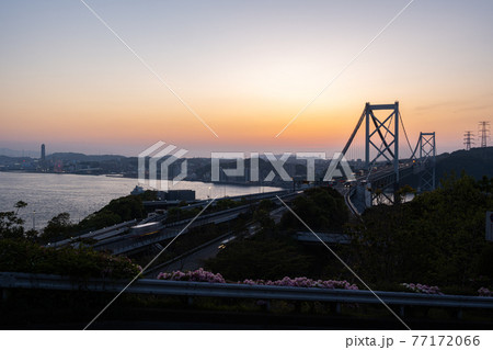 和布刈第二展望台から関門橋を望む - 夕景 和布刈第二展望台から関門橋を望む - 夕景 77172066