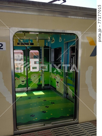 こどもの国線　横浜市緑区長津田駅－青葉区こどもの国駅間を走る　単線電車　ひつじ電車　横浜高速鉄道 77177015