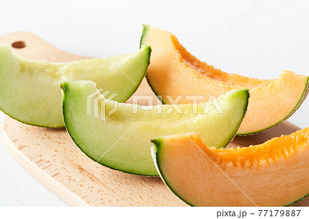 赤肉メロンと青肉メロン(アンデスとクインシー) 赤肉メロンと青肉メロン(アンデスとクインシー) 77179887