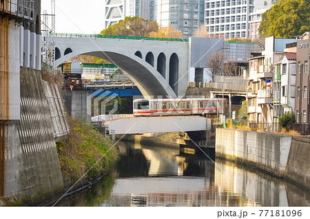 昌平橋から見える神田川 その4 77181096