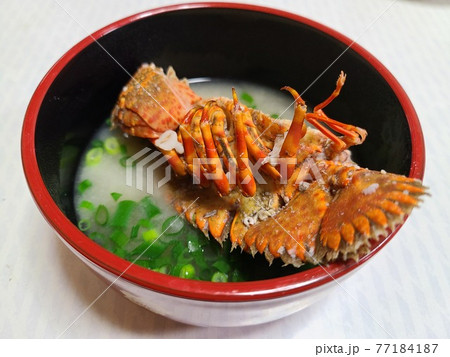 幻のエビ　草履エビ　味噌汁　阿久根市　鹿児島県 77184187