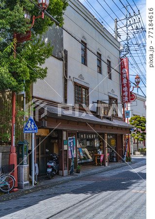 埼玉秩父の都市風景 秩父神社 表参道 番場通り周辺の風景 埼玉秩父の都市風景 秩父神社 表参道 番場通り周辺の風景 77184616