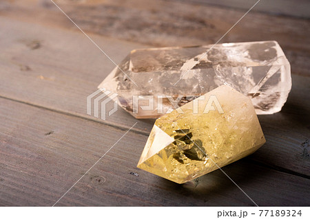 水晶　天然石 77189324