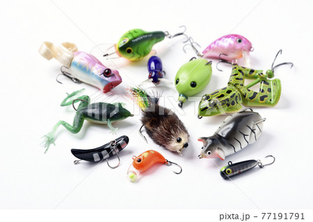 白バックにフィッシングルアーがいろいろ 白バックにフィッシングルアーがいろいろ 77191791