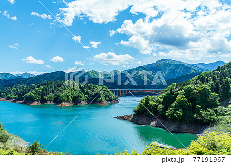 清川村鳥居原園地からの望む宮ケ瀬湖 清川村鳥居原園地からの望む宮ケ瀬湖 77191967