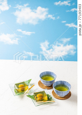 夏の梅ゼリー　Japanese style jelly of plum fruit  77193403