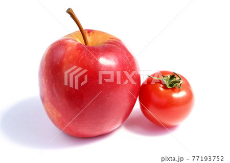 リンゴ(ブリーズ)とミニトマト 77193752