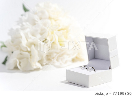 指輪と花束 指輪と花束 77199350