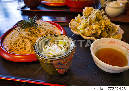秩父長瀞で食べた蕎麦と舞茸天ぷら 77202498