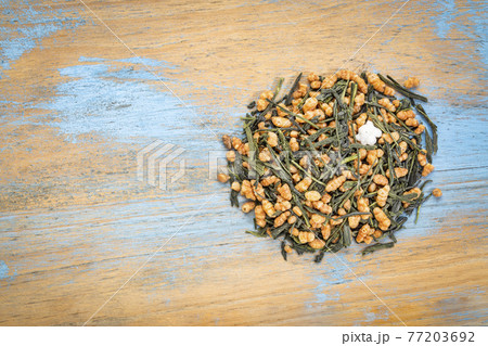 genmaicha green tea with roasted rice 77203692