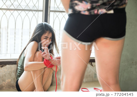 Mafia man masturbate and show to female hostage 77204545