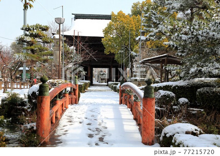 弘法大師建立の冬の円鏡寺・7（岐阜県本巣郡北方町） 77215720