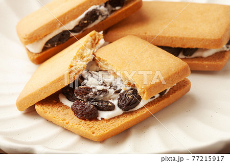 レーズンサンドクッキー レーズンサンドクッキー 77215917