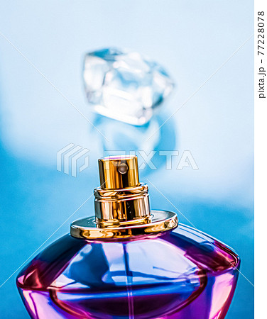 Perfume bottle on glossy background, sweet floral scent, glamour fragrance and eau de parfum as holiday gift and luxury beauty cosmetics brand design Perfume bottle on glossy background, sweet floral scent, glamour fragrance and eau de parfum as holiday gift and luxury beauty cosmetics brand design 77228078
