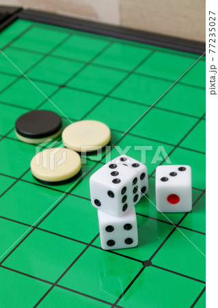 サイコロ,四角,四角形,オセロ、ダイス、ゲーム,娯楽,数字,賭博,ギャンブル,カジノ,さいころ、盤面 サイコロ,四角,四角形,オセロ、ダイス、ゲーム,娯楽,数字,賭博,ギャンブル,カジノ,さいころ、盤面 77235027
