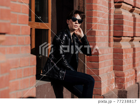 beautiful woman with wearing luxury sunglasses beautiful woman with wearing luxury sunglasses 77238817